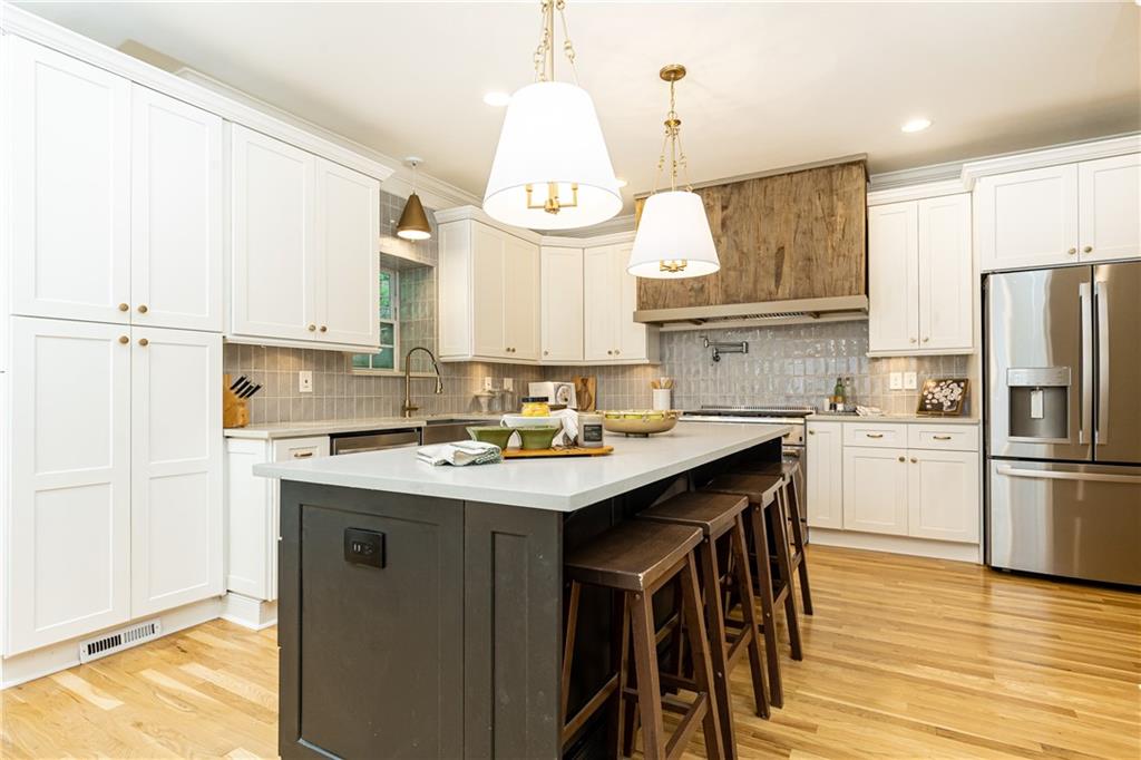 6370 River Chase Circle