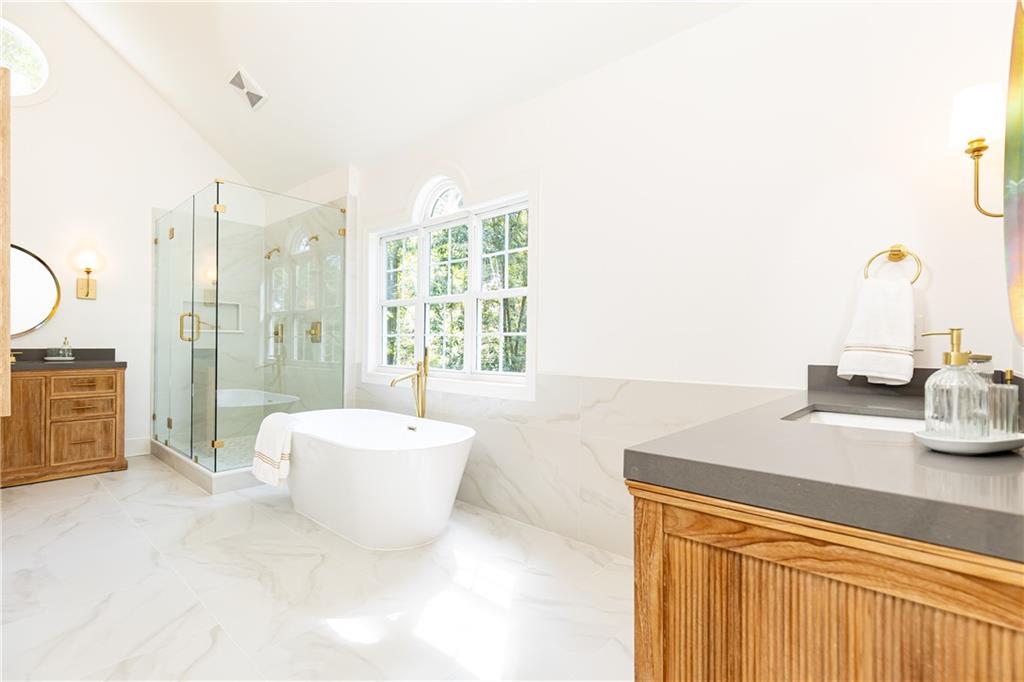 6370 River Chase Circle