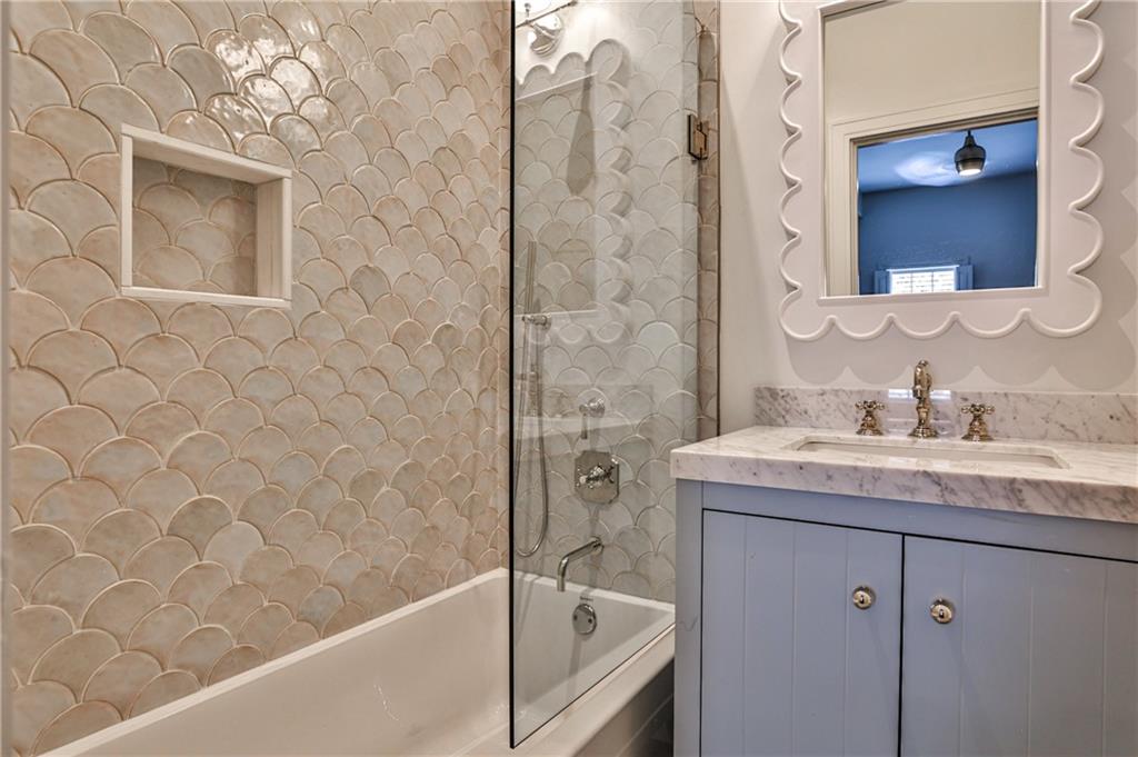 3990 Paces Ferry Rd NW