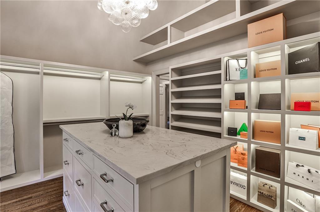 3990 Paces Ferry Rd NW