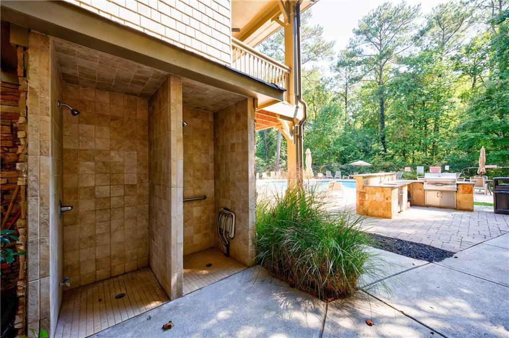 3150 Woodwalk Drive SE Unit 2206