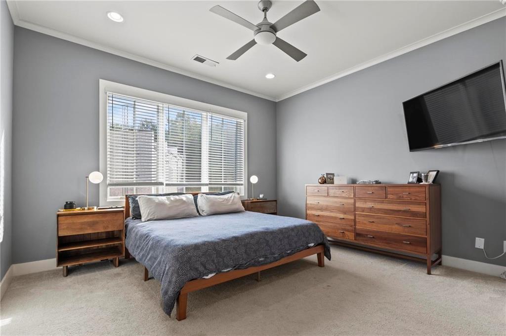 1940 Maritime Way NW