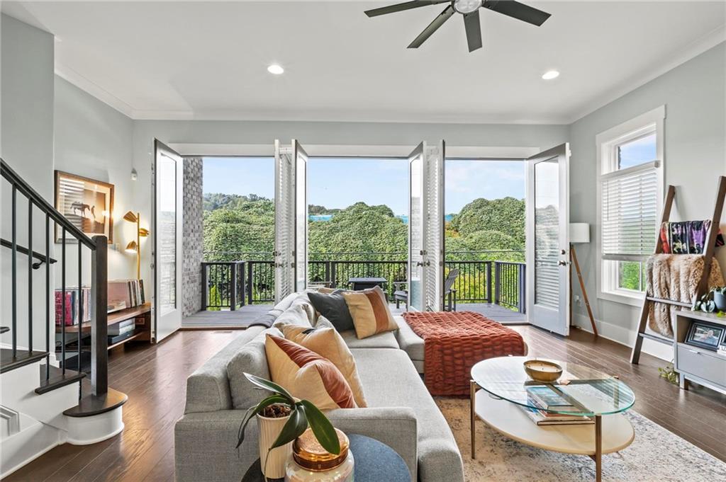 1940 Maritime Way NW