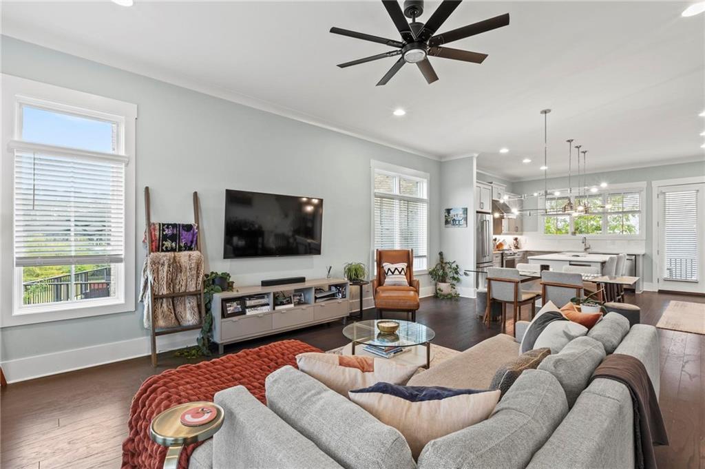 1940 Maritime Way NW