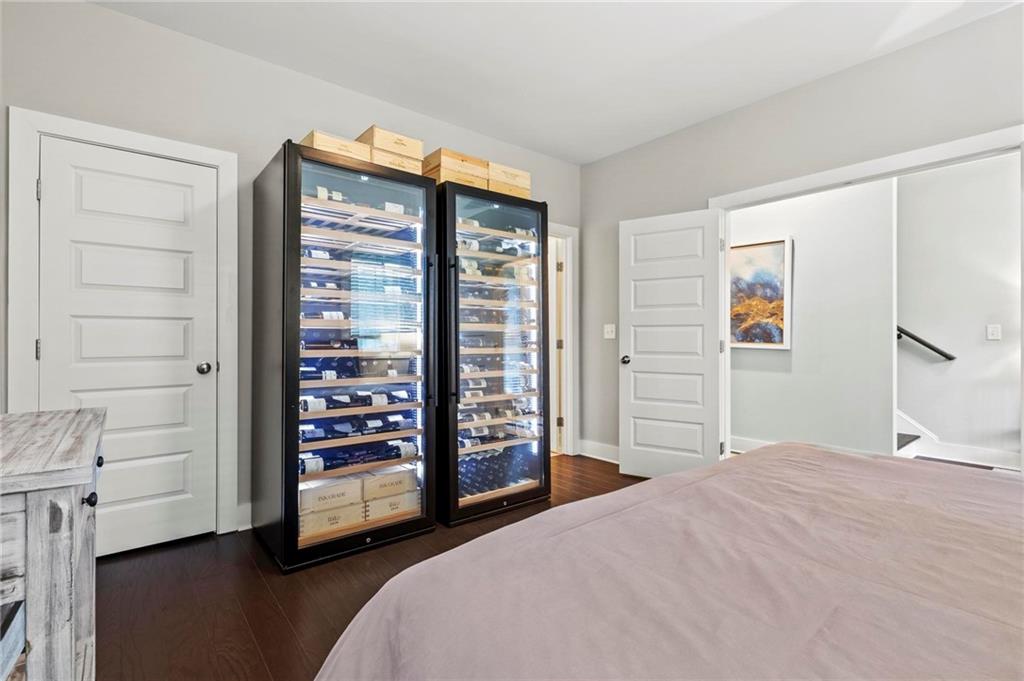 1940 Maritime Way NW