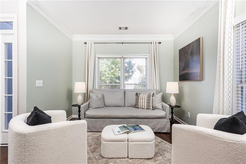 1370 Brookhaven Village Circle NE