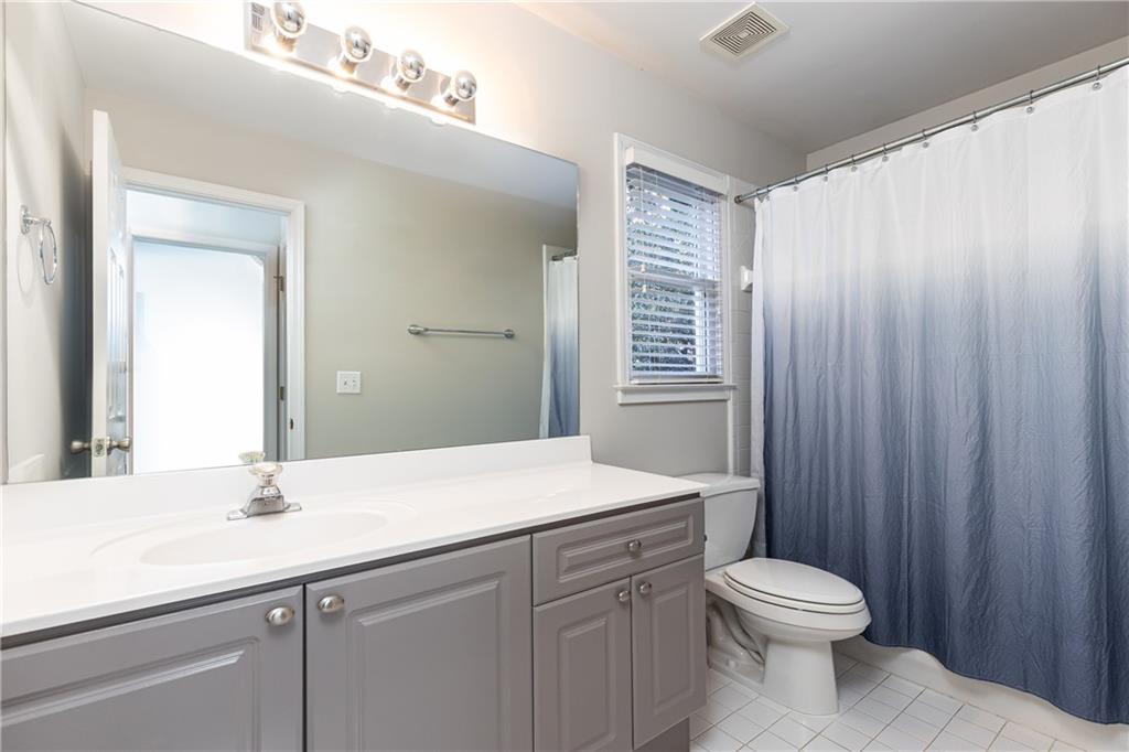 1370 Brookhaven Village Circle NE