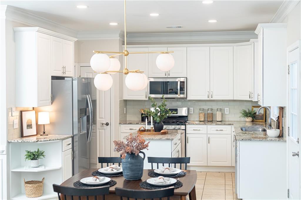 1370 Brookhaven Village Circle NE