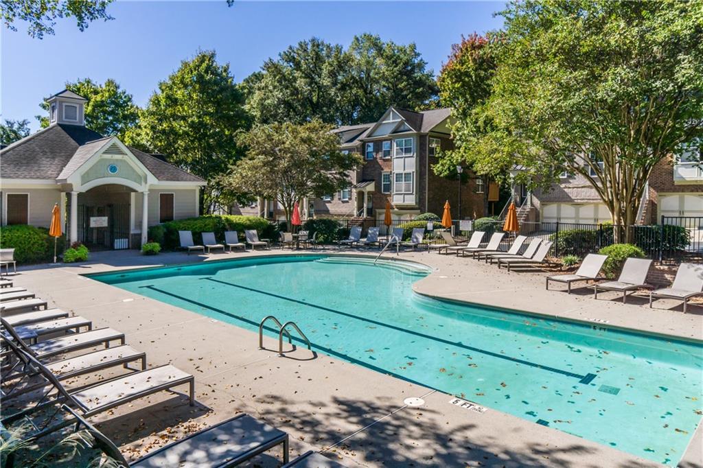 2074 Cobblestone Circle NE