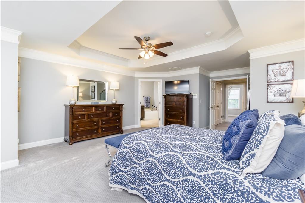 2074 Cobblestone Circle NE