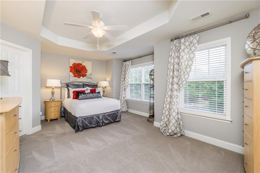 2074 Cobblestone Circle NE