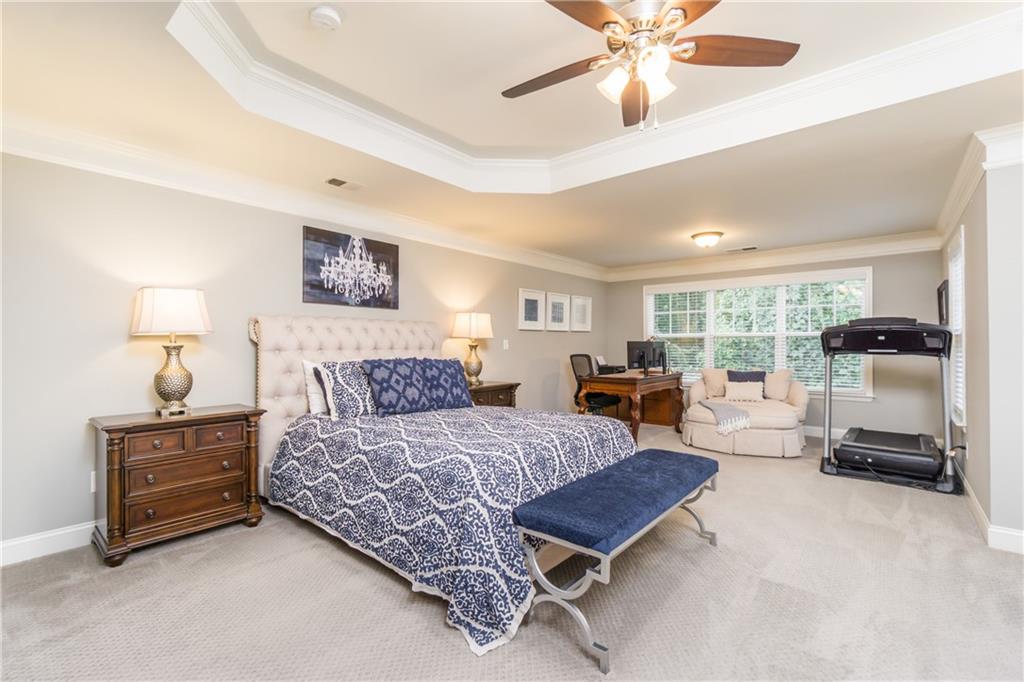 2074 Cobblestone Circle NE