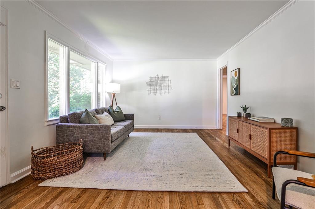 878 Scott Circle