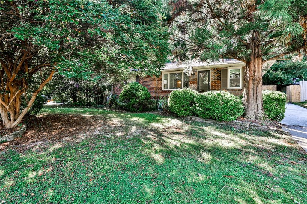 878 Scott Circle