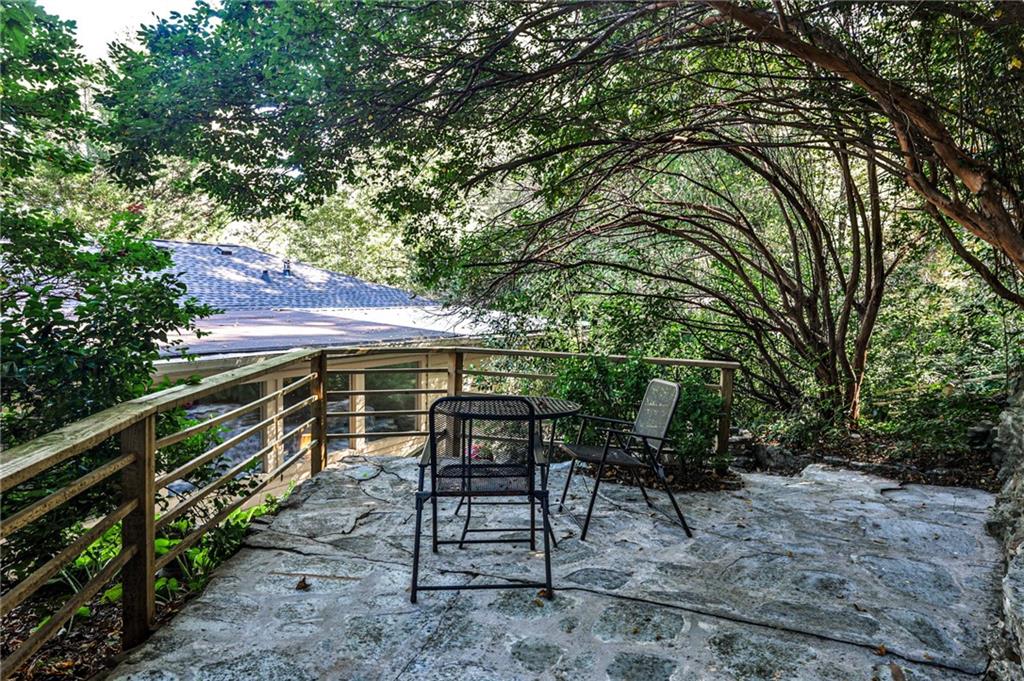 878 Scott Circle