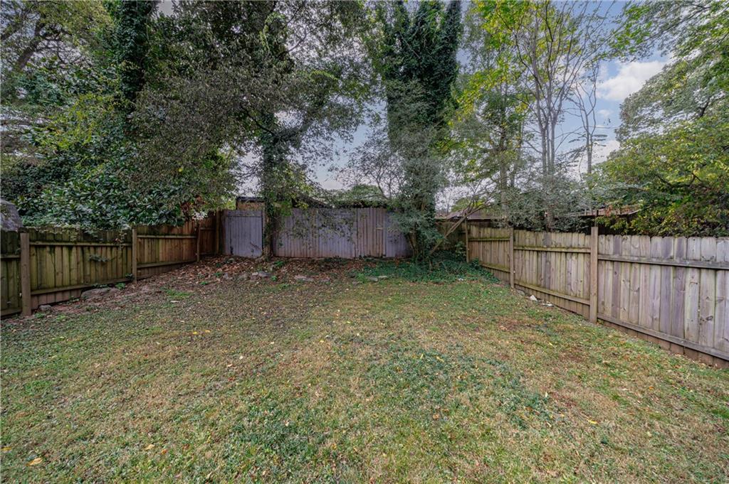 1012 Westmoor Drive NW