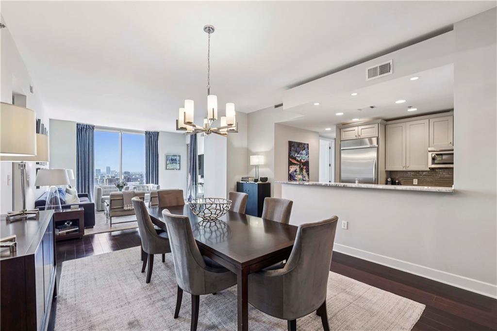 2795 Peachtree Road NE Unit 2106