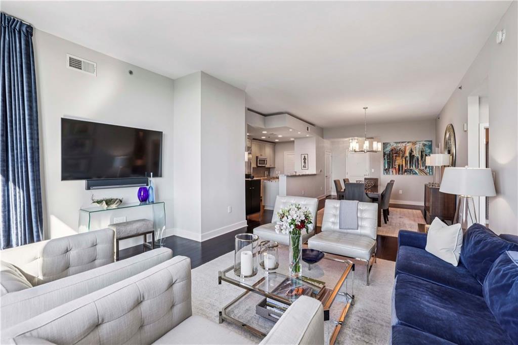 2795 Peachtree Road NE Unit 2106