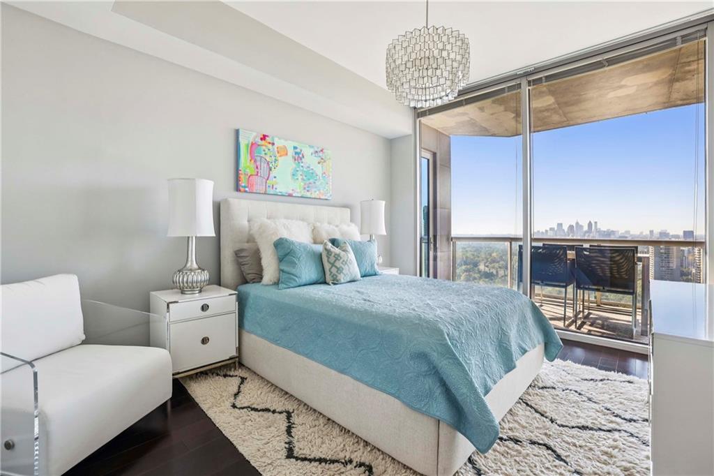 2795 Peachtree Road NE Unit 2106