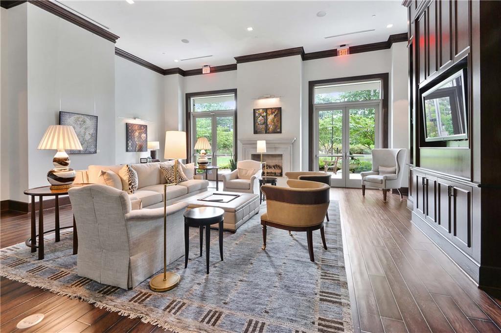 2795 Peachtree Road NE Unit 2106