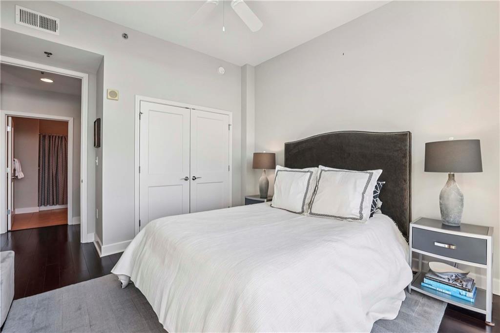 2795 Peachtree Road NE Unit 2106