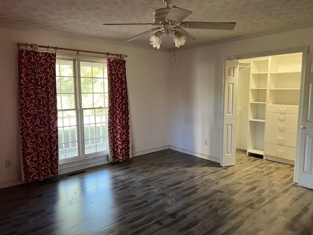 5345 Cross Creek Cove