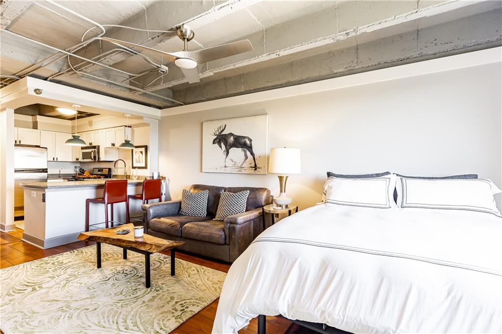 2479 Peachtree Road NE Unit 1711