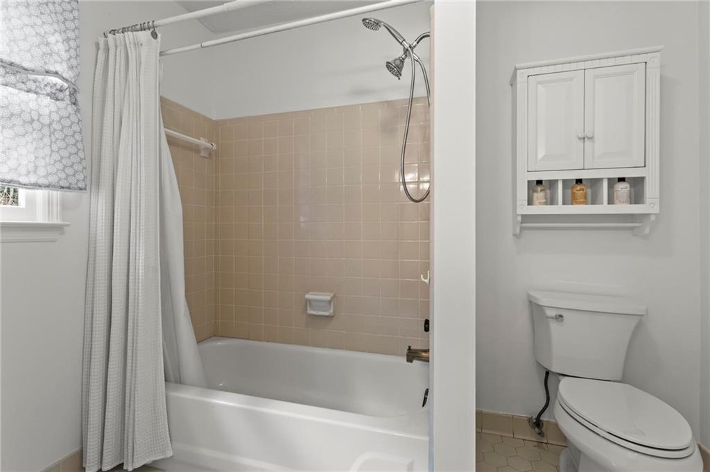 3570 Morishop Cove NW