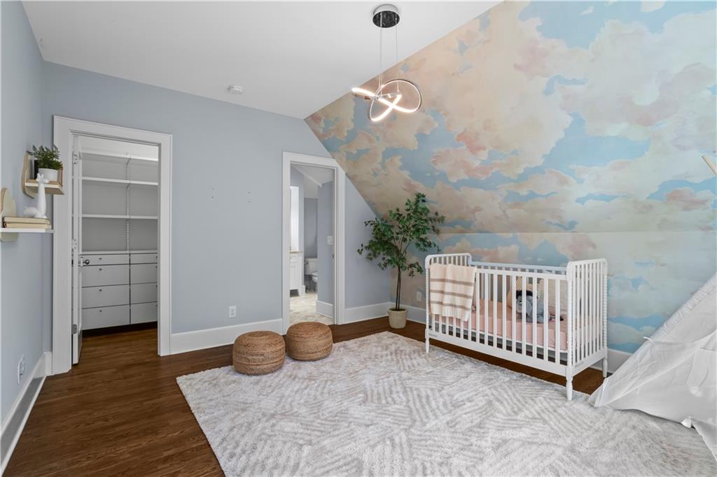 893 E Rock Springs Road NE