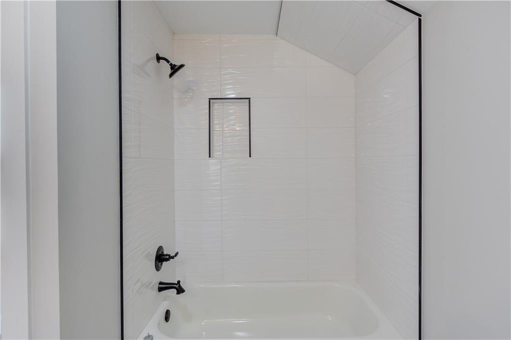 30 River Overlook Way