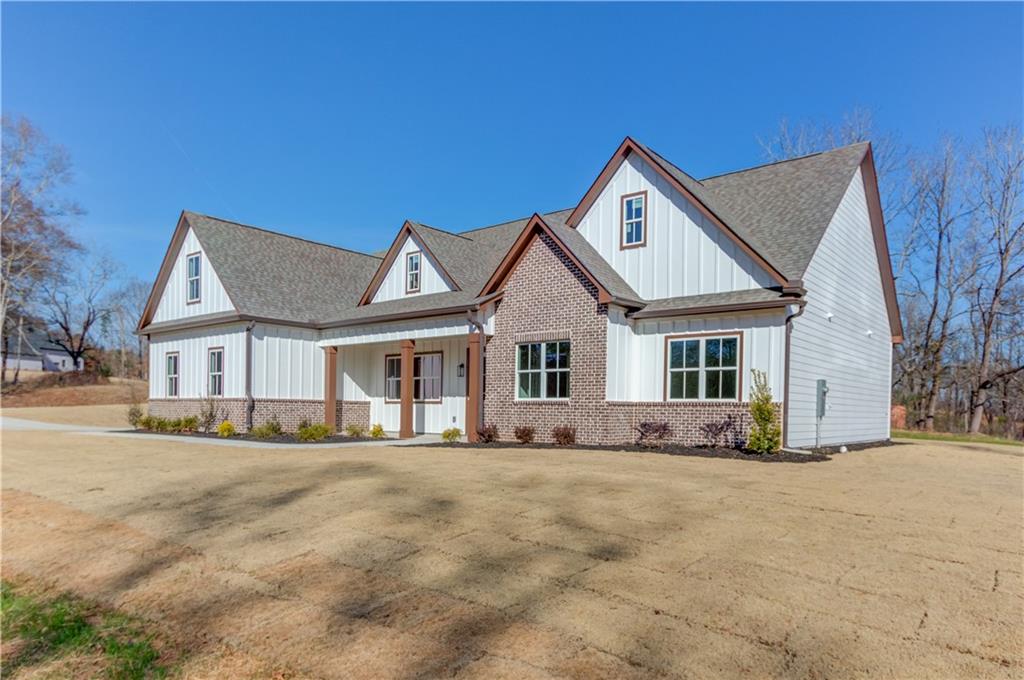 30 River Overlook Way