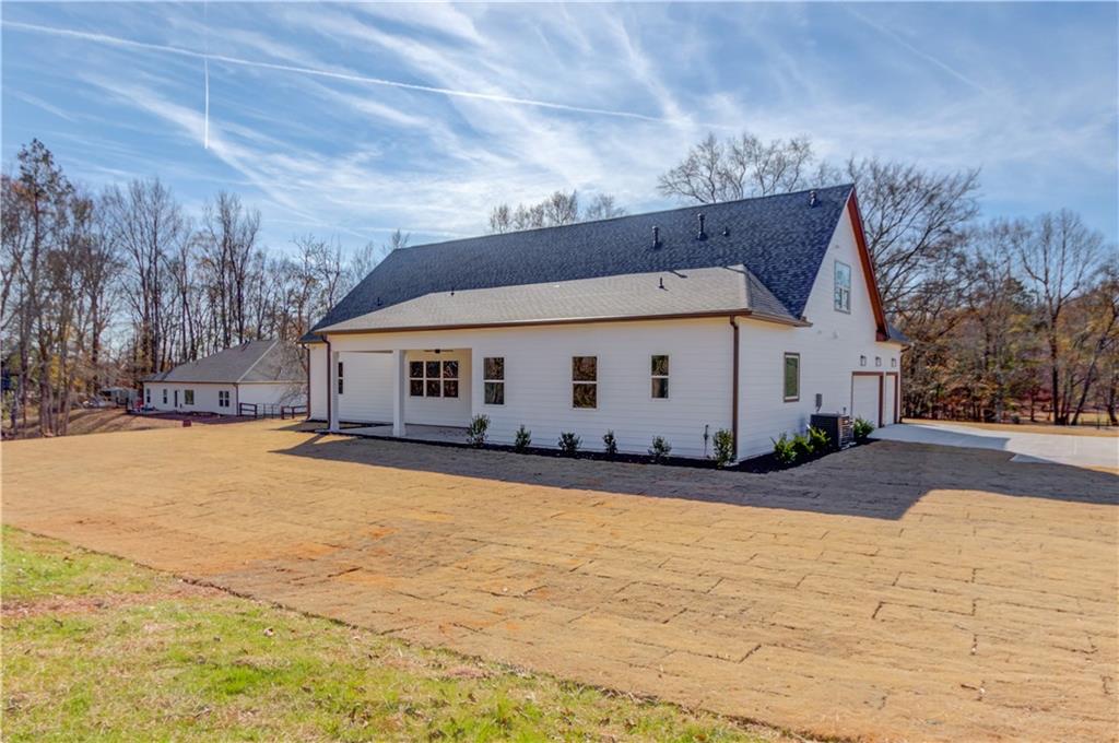 30 River Overlook Way