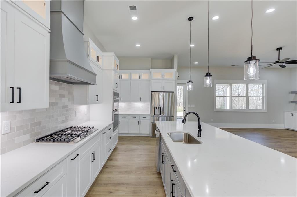 30 River Overlook Way