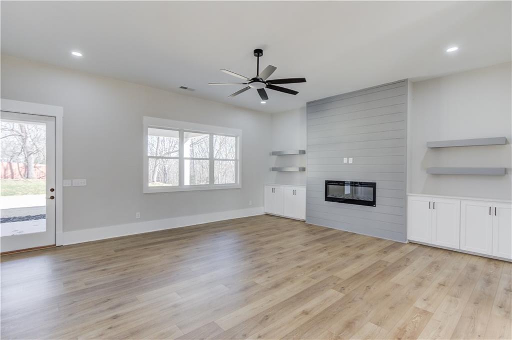 30 River Overlook Way