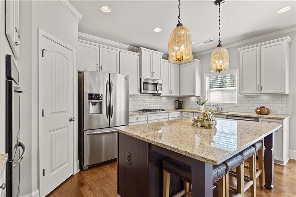 5120 Bristlecone Pine Way