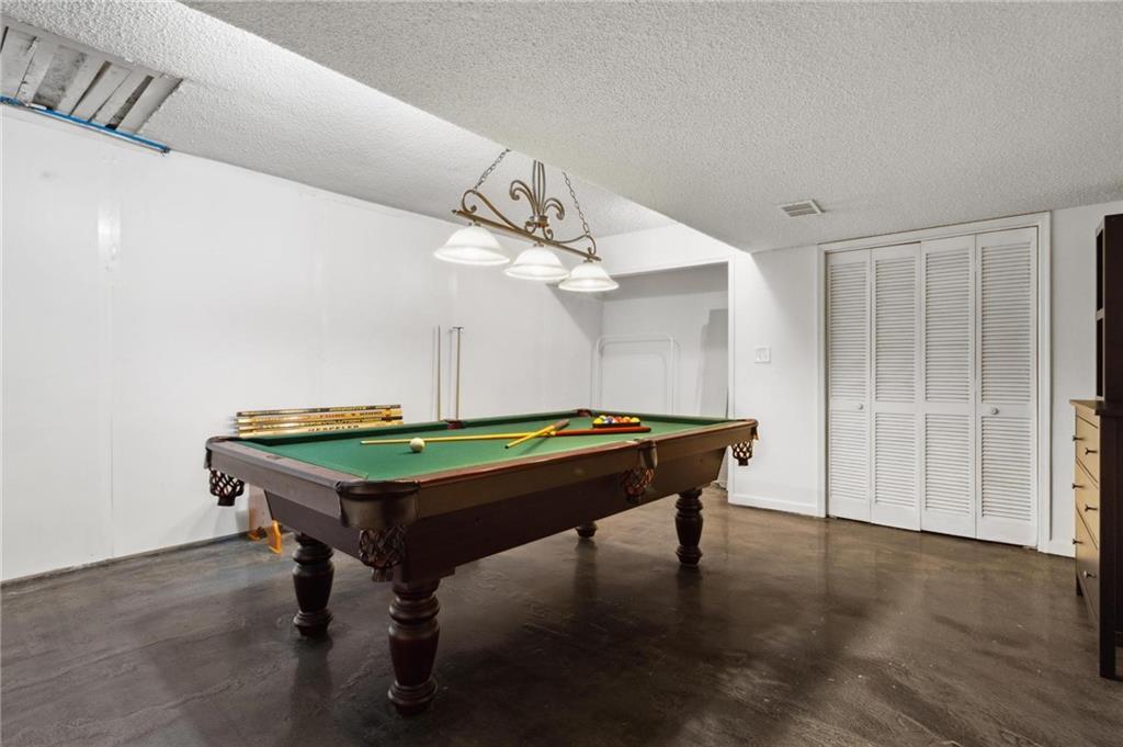 11 Ardmore Square Unit 11
