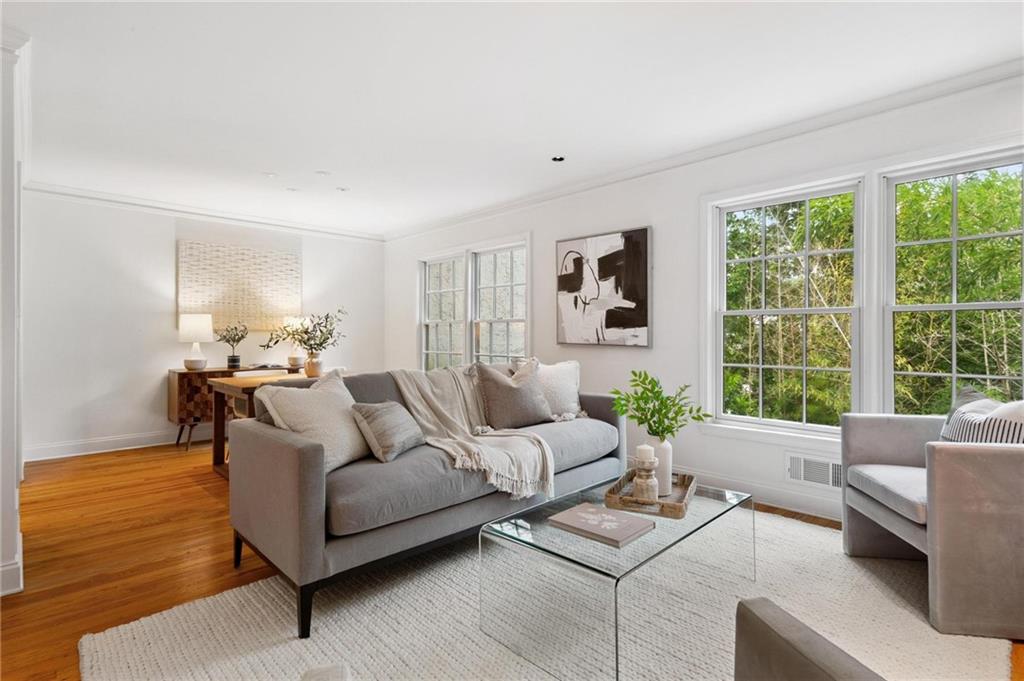 11 Ardmore Square Unit 11