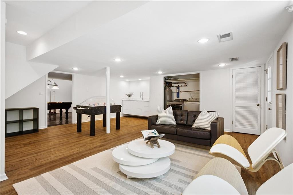 11 Ardmore Square Unit 11