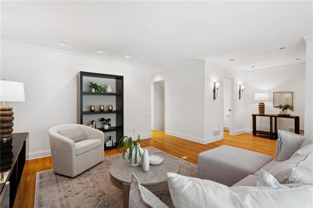 11 Ardmore Square Unit 11
