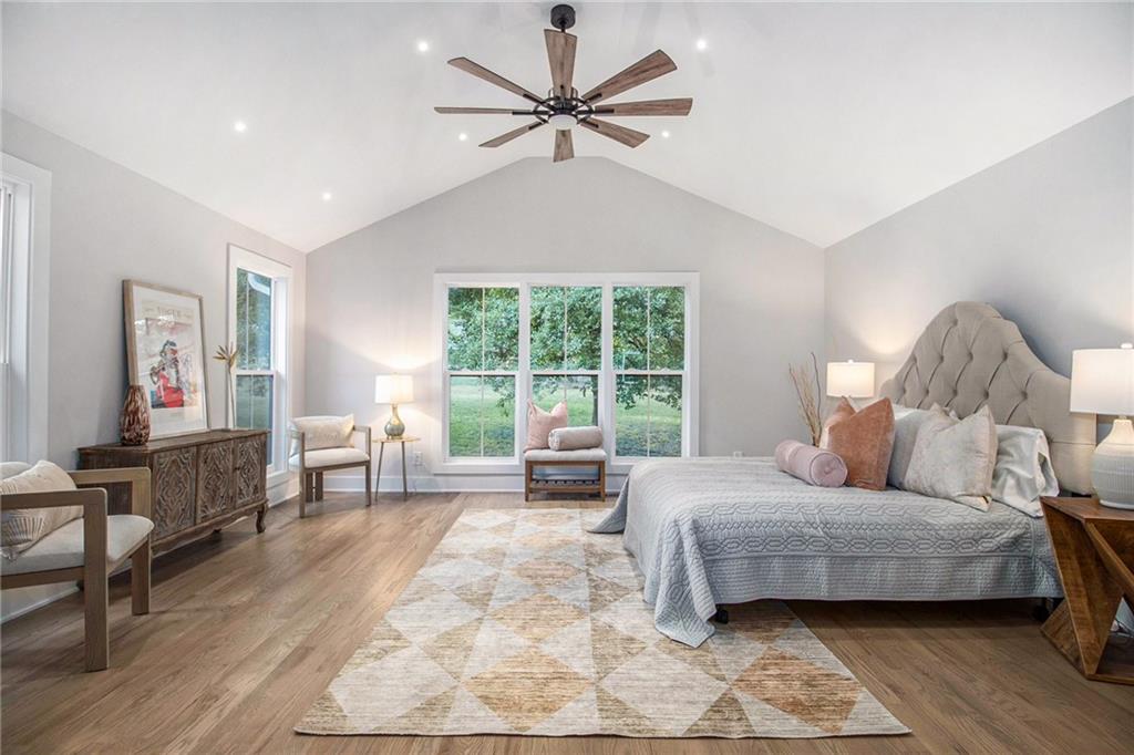 1028 W Nancy Creek Drive NE