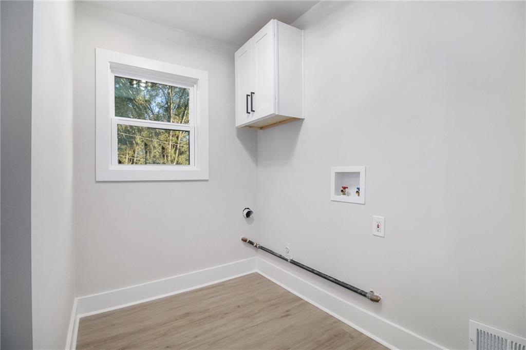 1028 W Nancy Creek Drive NE