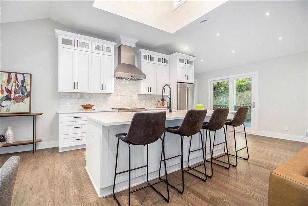 1028 W Nancy Creek Drive NE