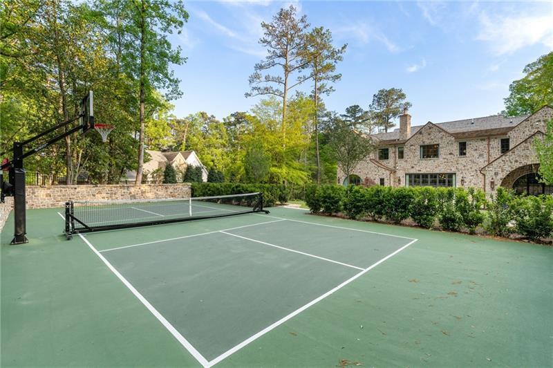 41 Blackland Road NW