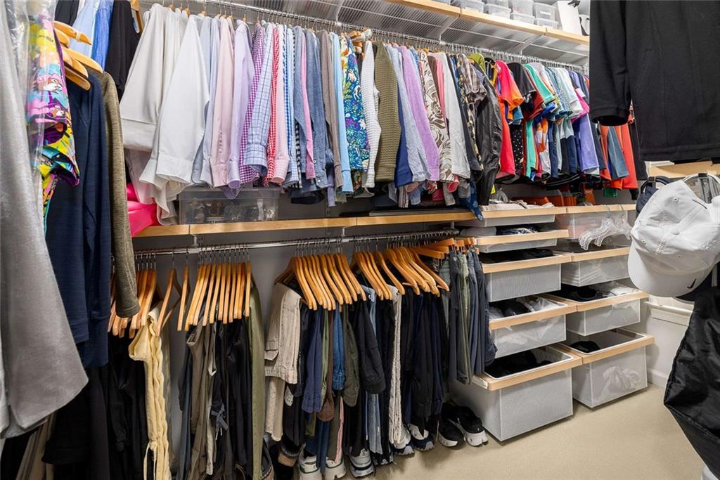 2128 Village Point NE