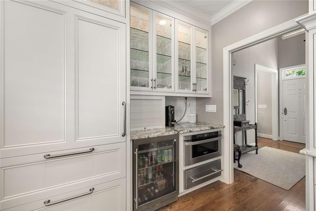 2128 Village Point NE