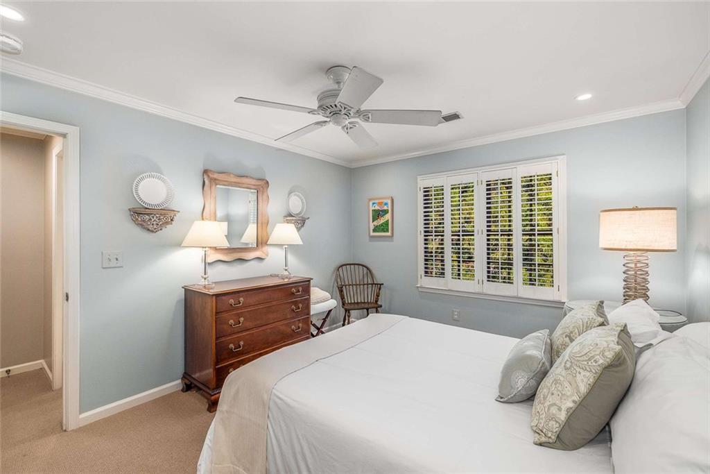 2128 Village Point NE