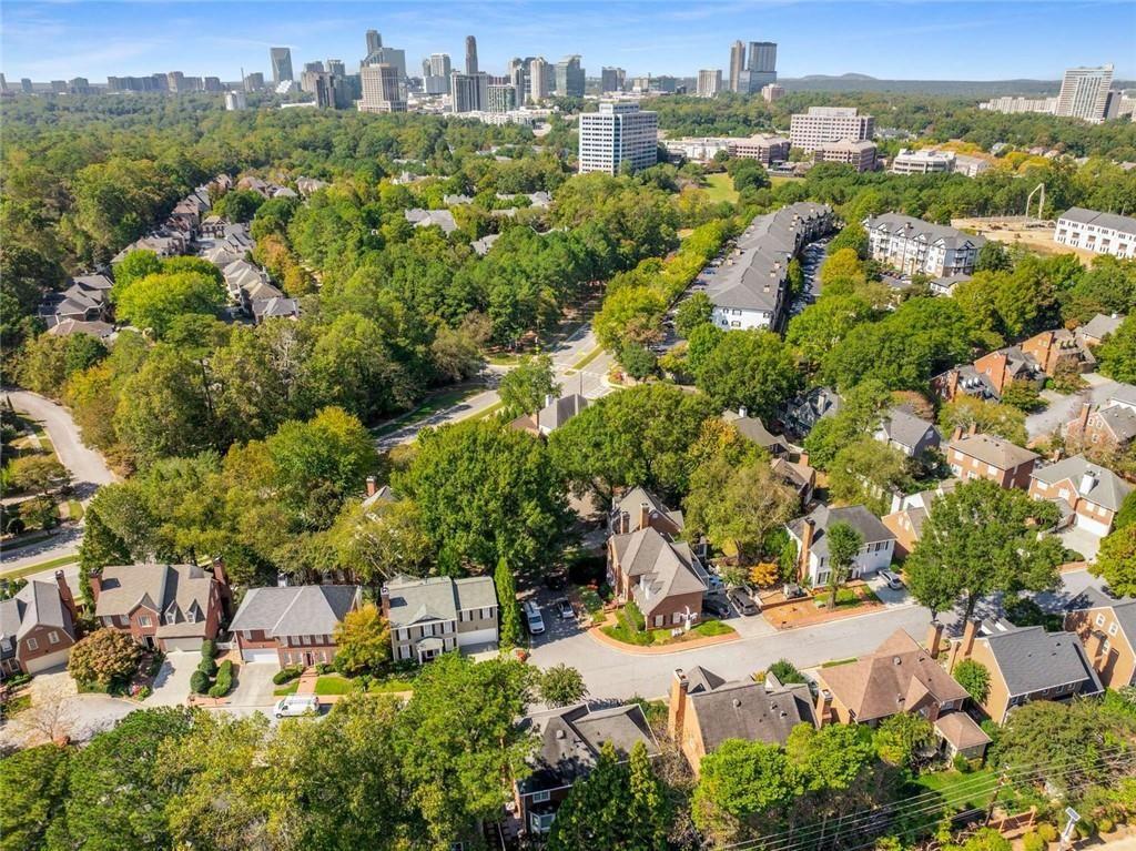 2128 Village Point NE