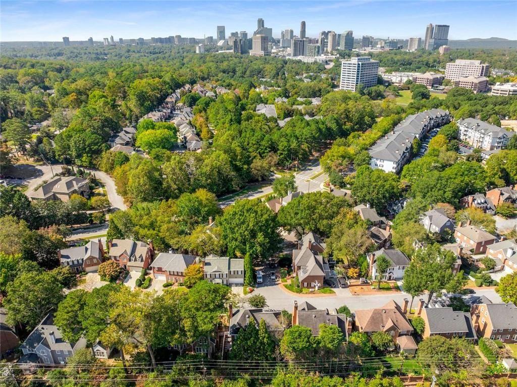 2128 Village Point NE