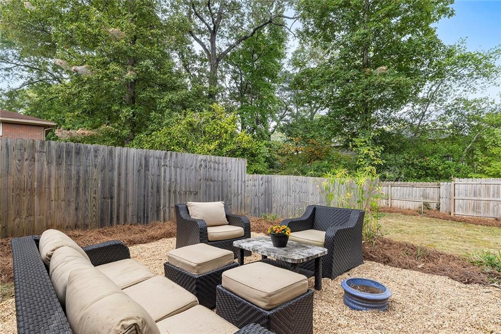 225 Martha Avenue NE