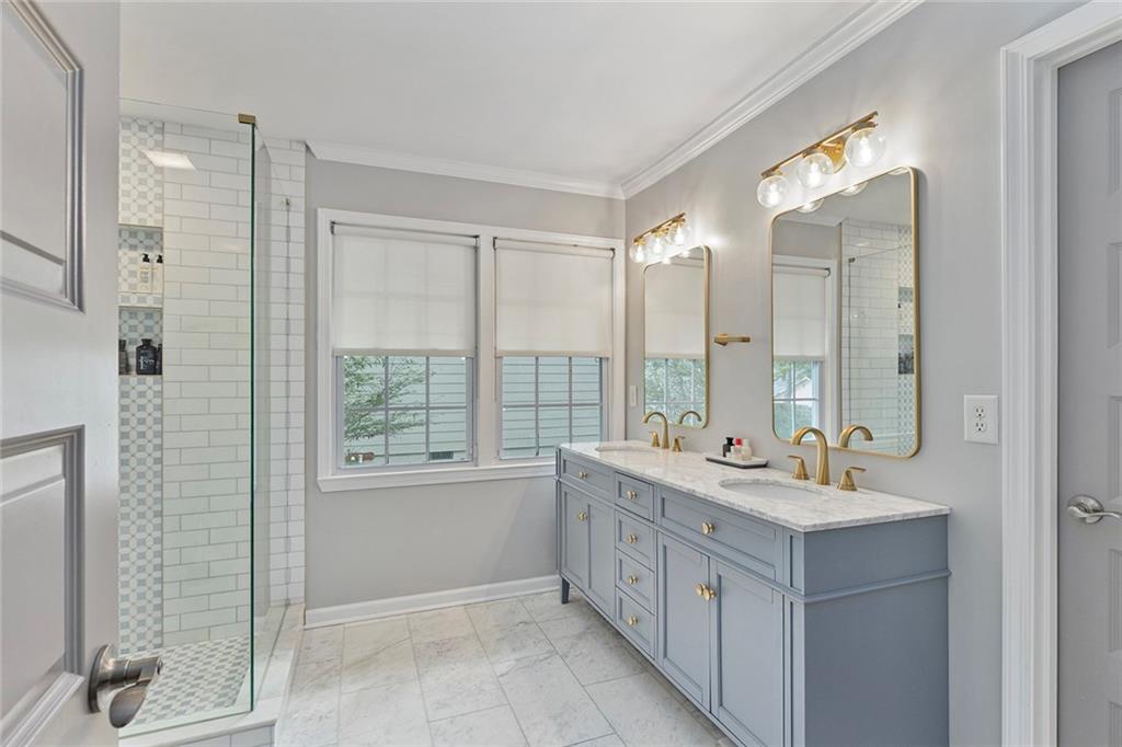 225 Martha Avenue NE